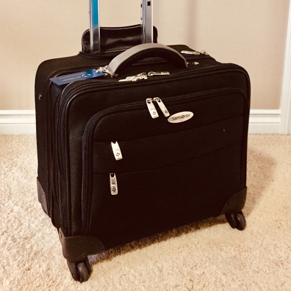 Samsonite Spinner Mobile Office